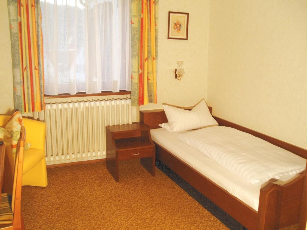 Schwarzwaldhotel / Wolfach Oda fotoğraf